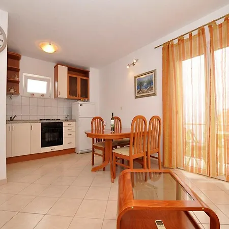 Seagull - Comfort Two Bedroom With Sea View Balcony Tonko פוסטיר